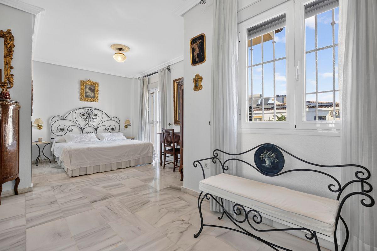 Semi-Detached Townhouse en Venta en Calle Menorca - 35