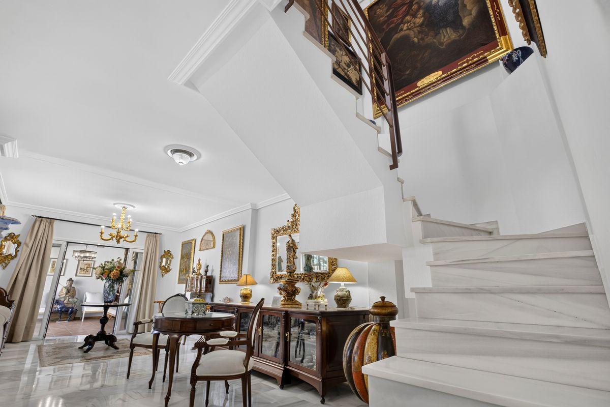 Semi-Detached Townhouse en Venta en Calle Menorca - 41