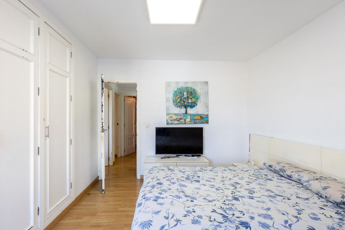 Piso en Venta en Carrer d'Hernán Cortés - 18