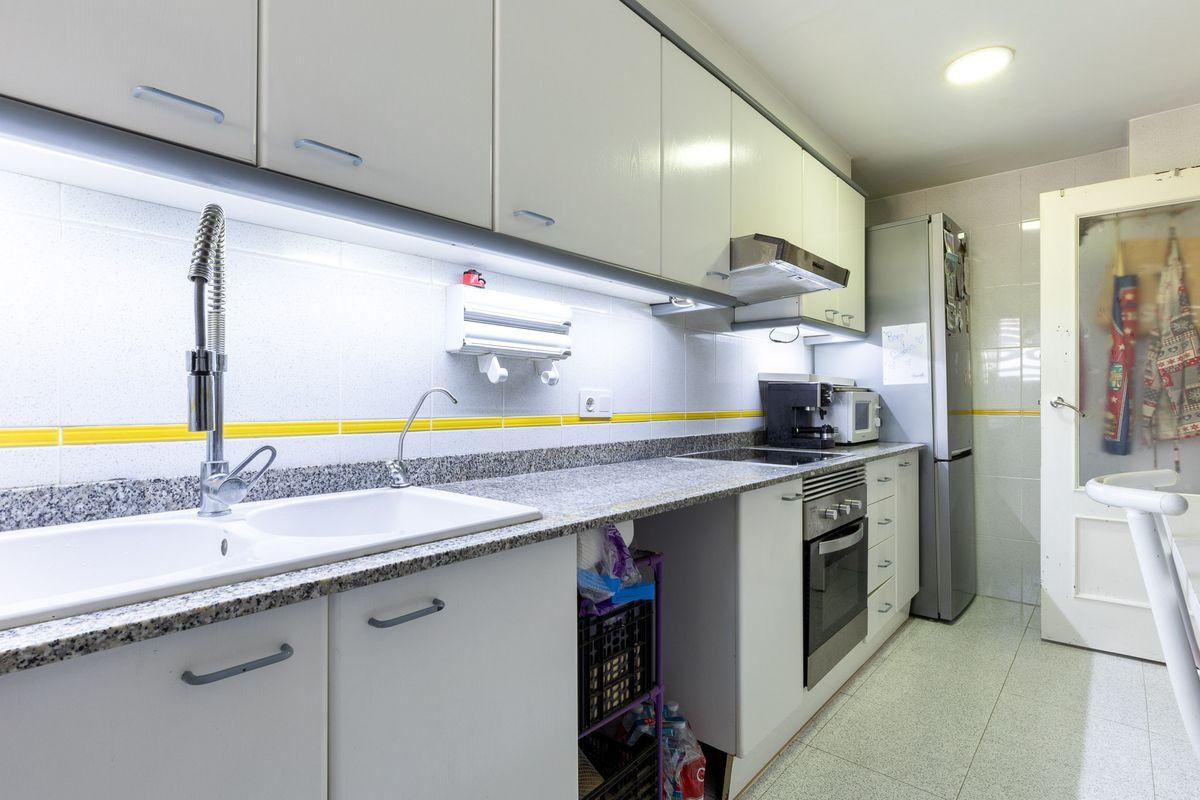 Piso en Venta en Carrer d'Hernán Cortés - 11