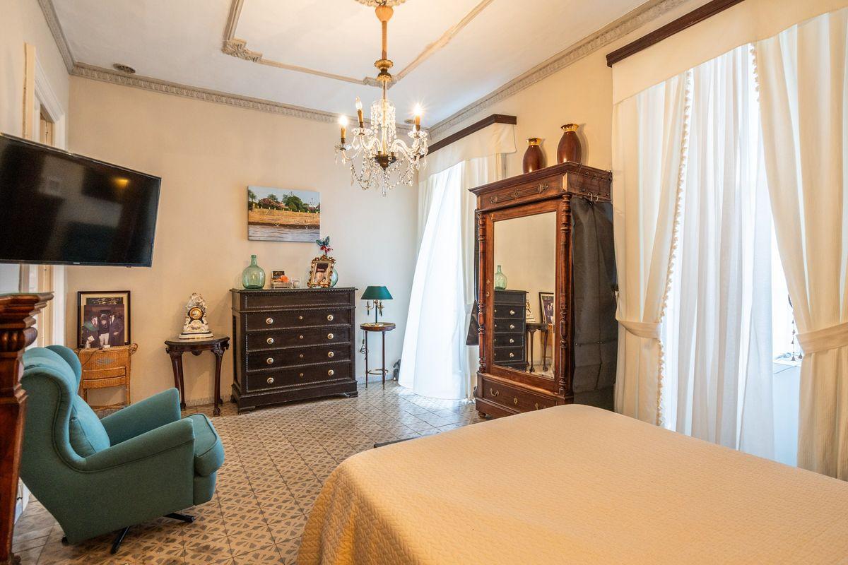 Casa en Venta en Calle Carmen - 14