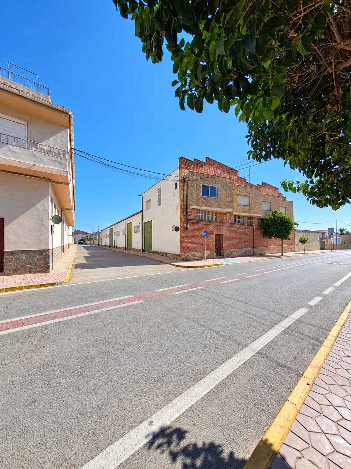 Nave en Venta en Avinguda de Ramon Bataller - 15