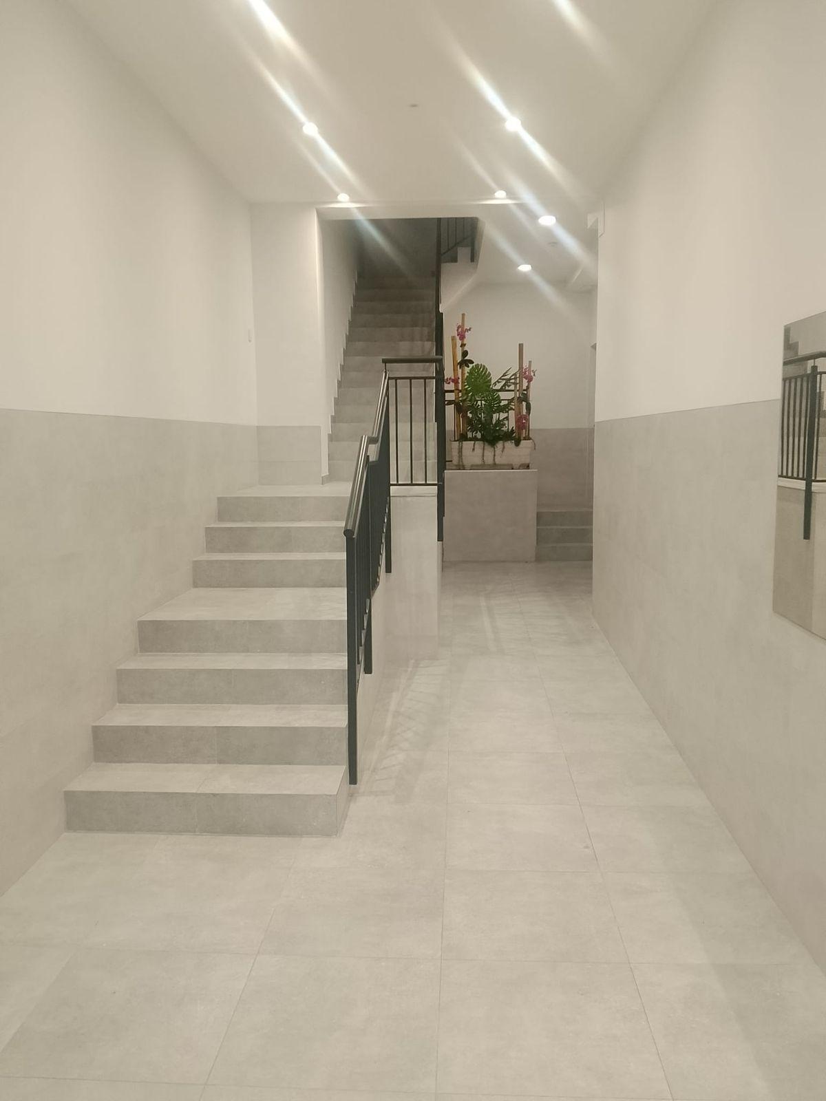 Piso en Venta en Carrer Ramón y Cajal - 12
