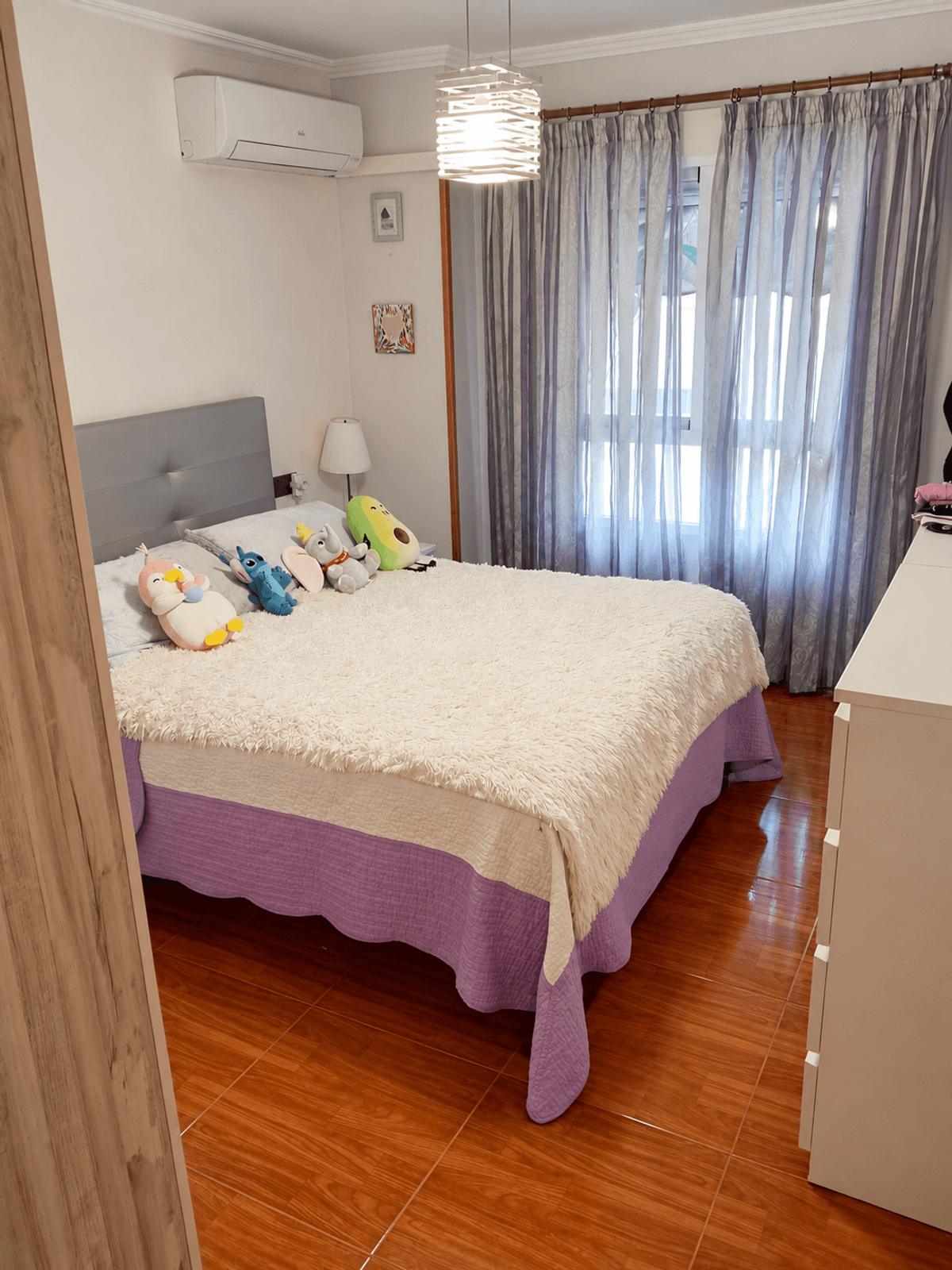 Piso en Venta en Carrer Ramón y Cajal - 8