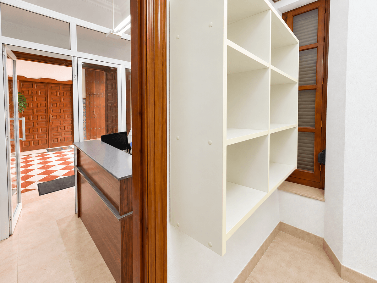 Local en Venta en Calle Carreteros - 5