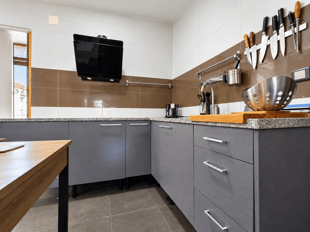 Piso en Venta en Carrer de Jacinto Benavente - 5