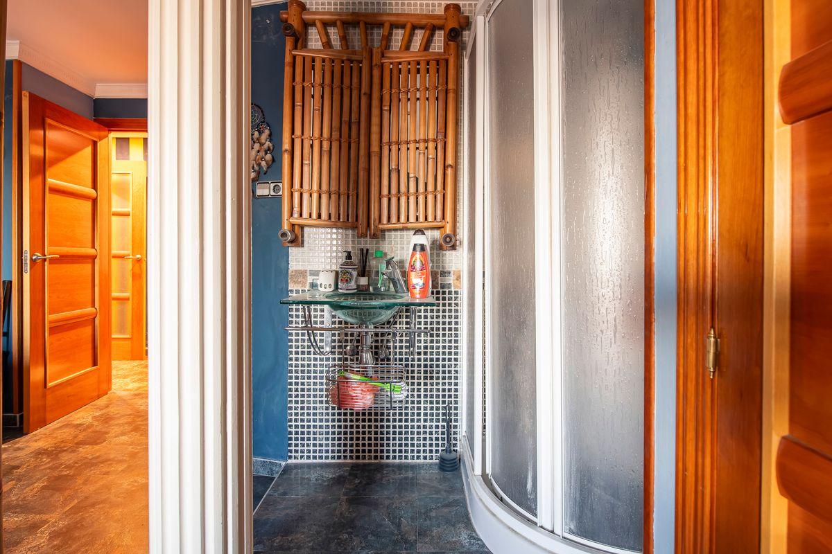 Piso en Venta en Calle San Cristóbal - 16