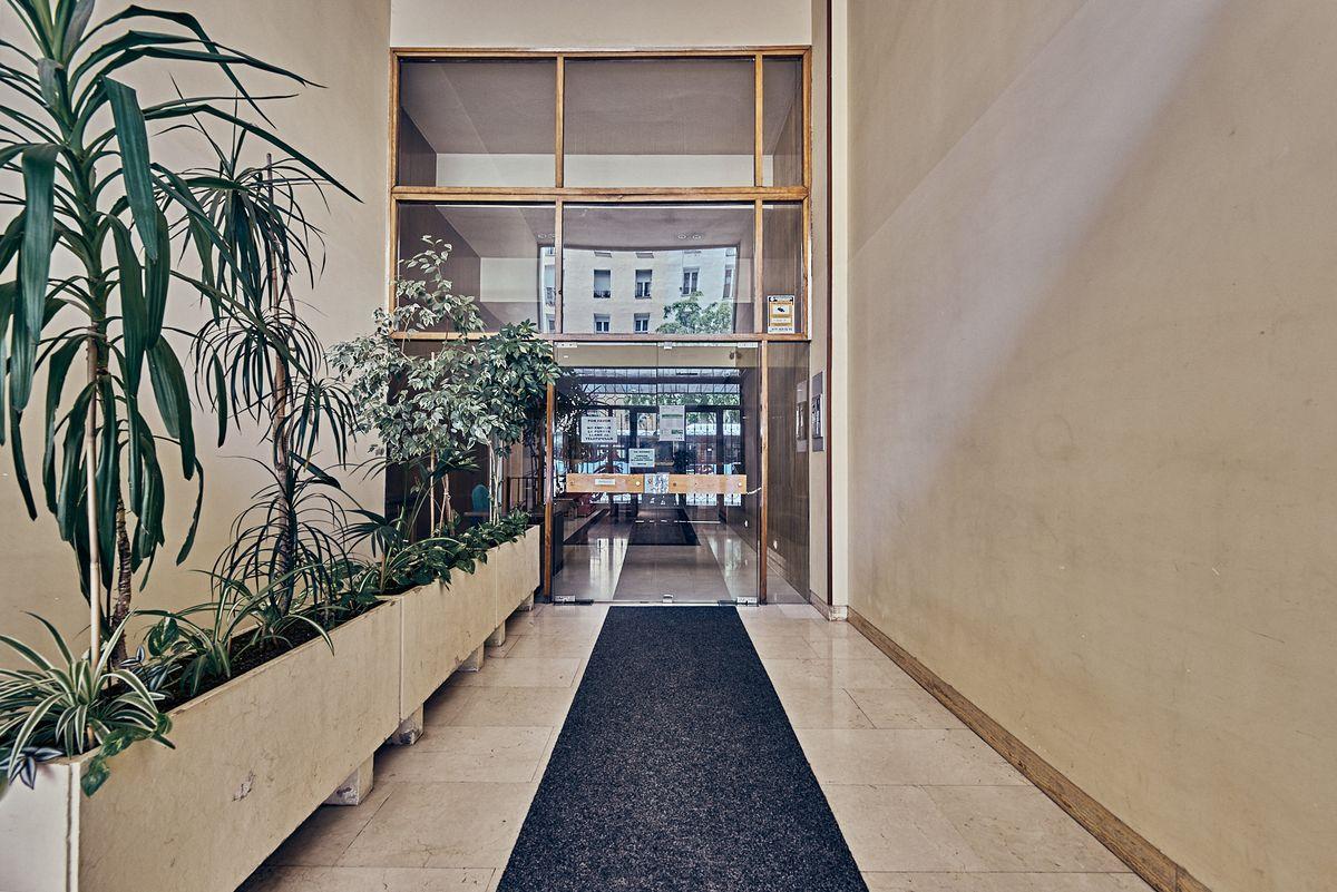 Piso en Venta en Calle de Narváez - 29