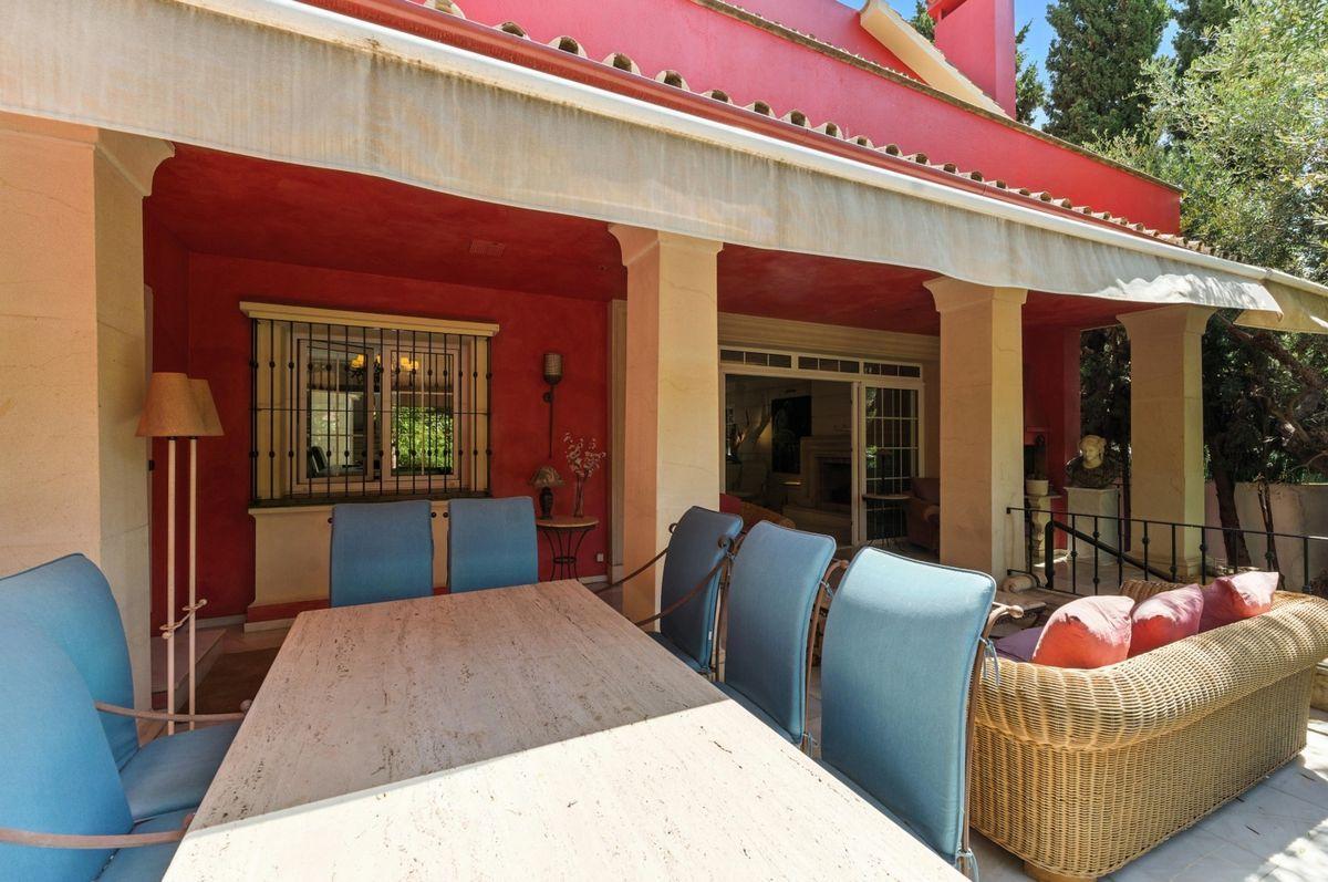 Villa en Venta en Avenida las Palmeras - 41