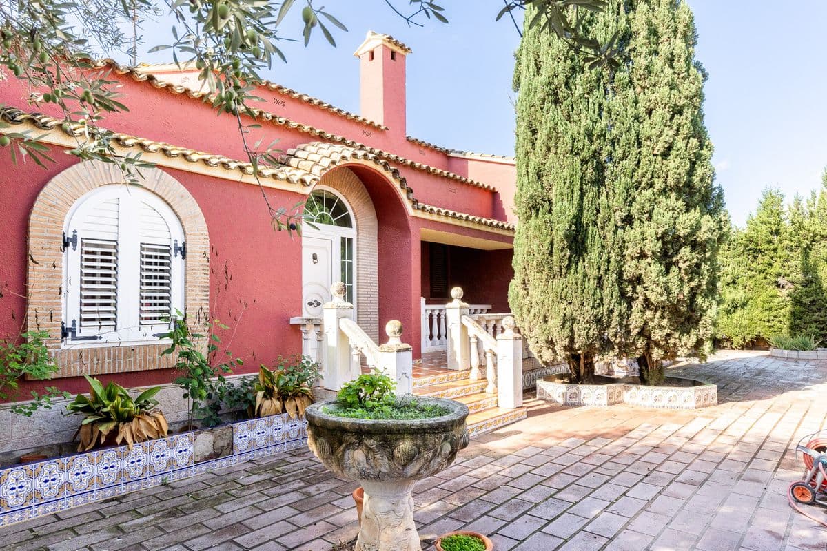Chalet en Venta en Carrer Número 7 - 46