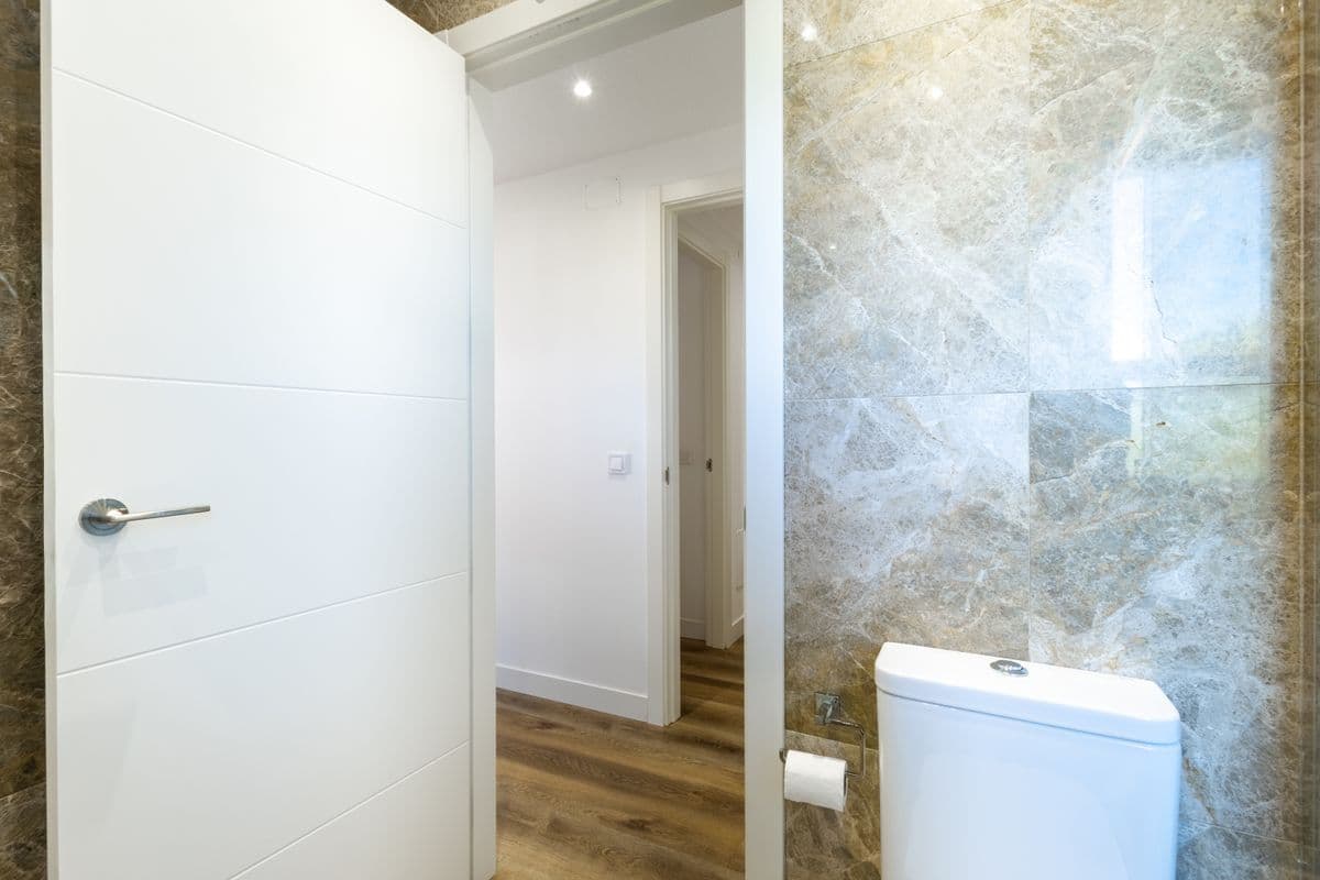 Piso en Venta en Calle Iris - 17