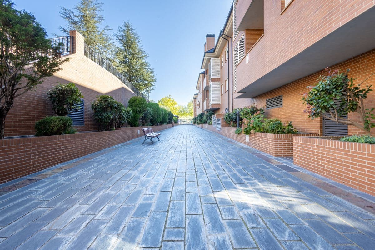 Piso en Venta en Calle Iris - 27