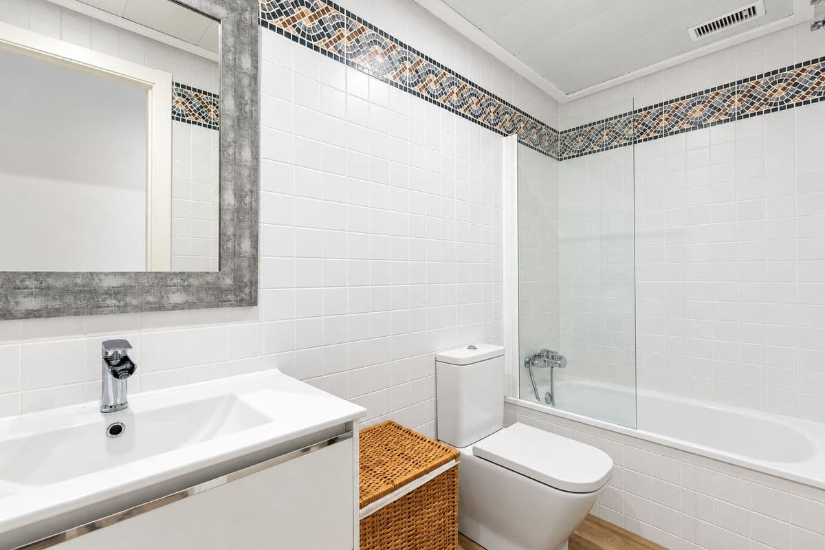 Piso en Venta en Calle Iris - 10