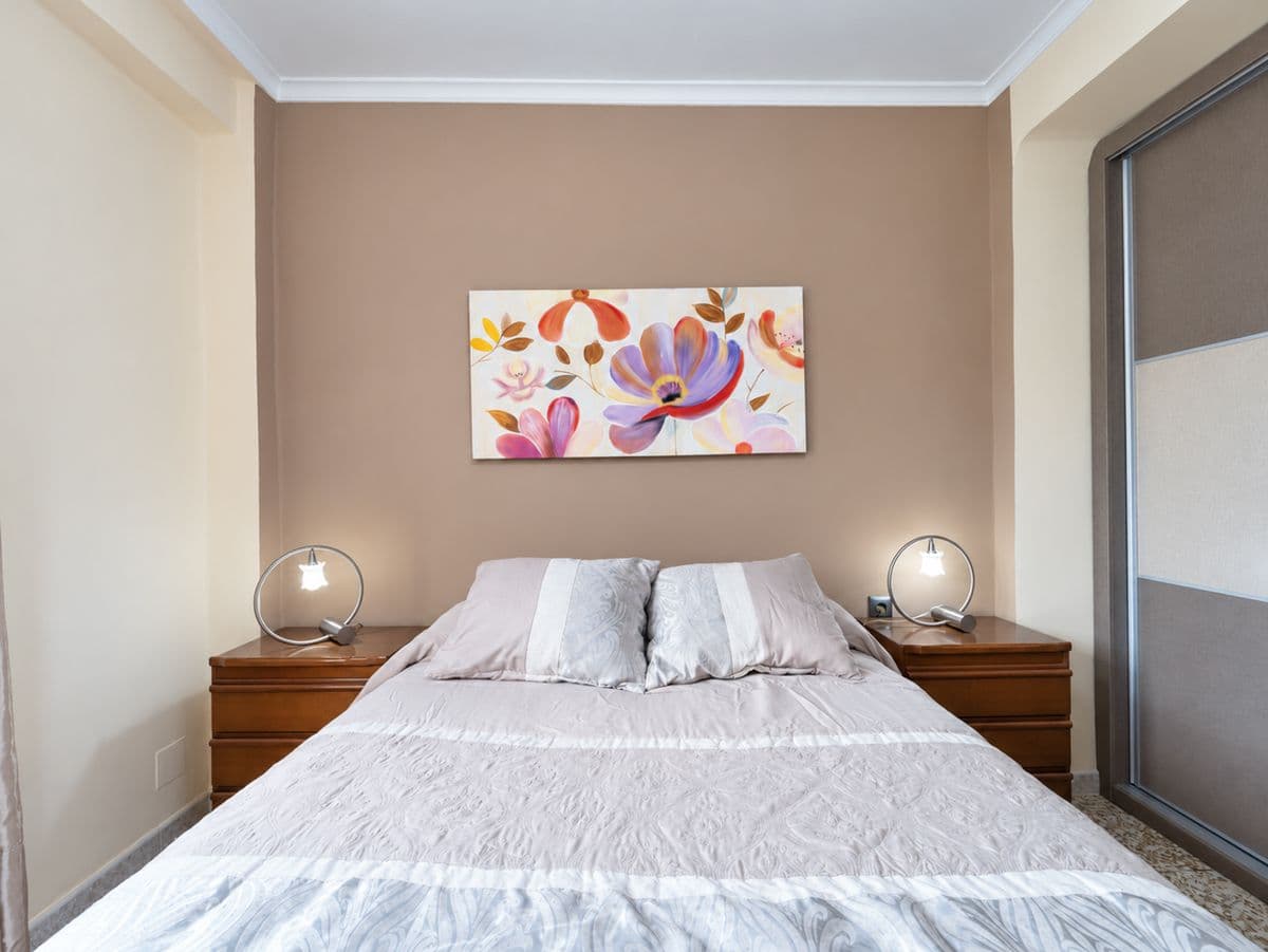 Piso en Venta en Calle Nalón - 16