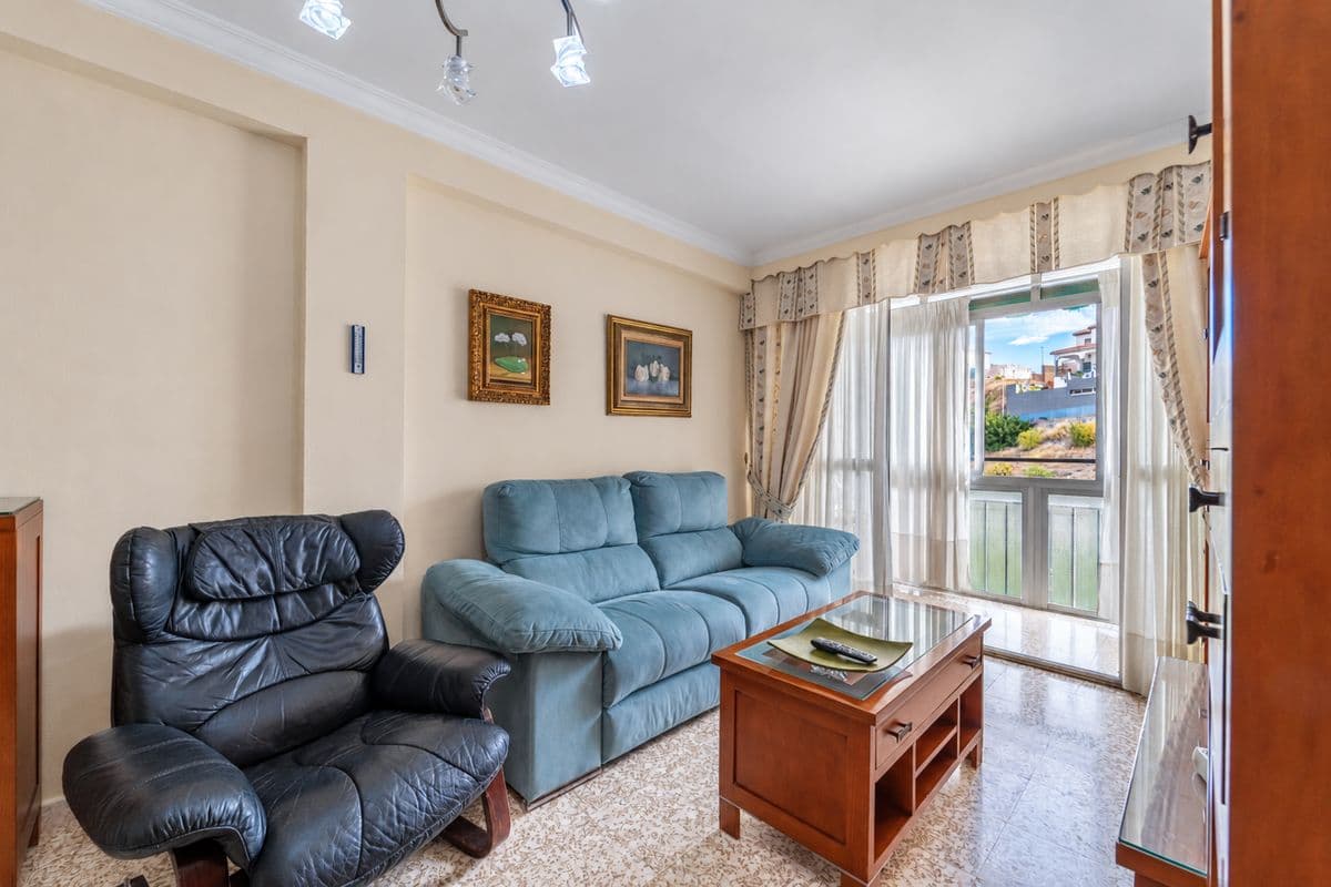 Piso en Venta en Calle Nalón - 1