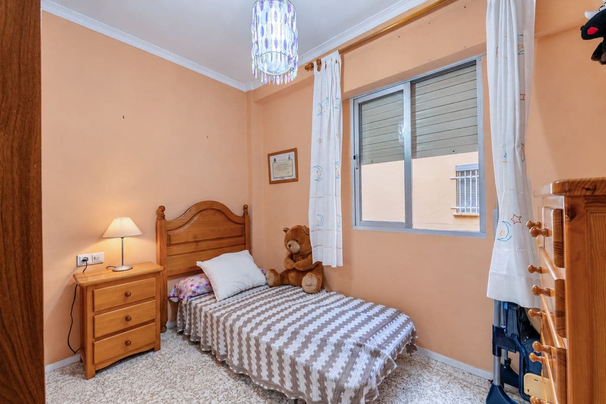 Piso en Venta en Calle Nalón - 19