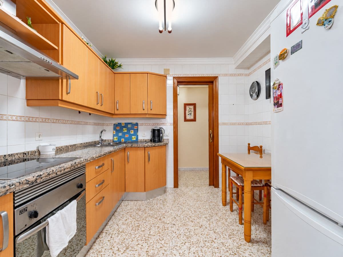 Piso en Venta en Calle Nalón - 11