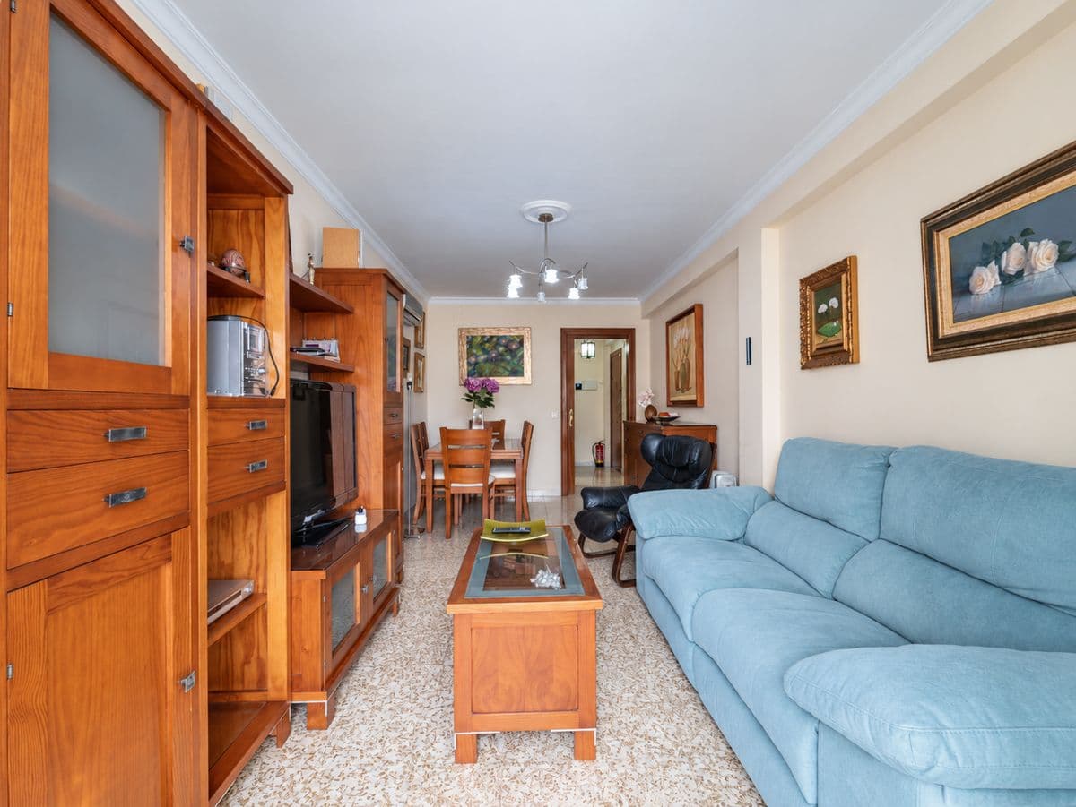 Piso en Venta en Calle Nalón - 3