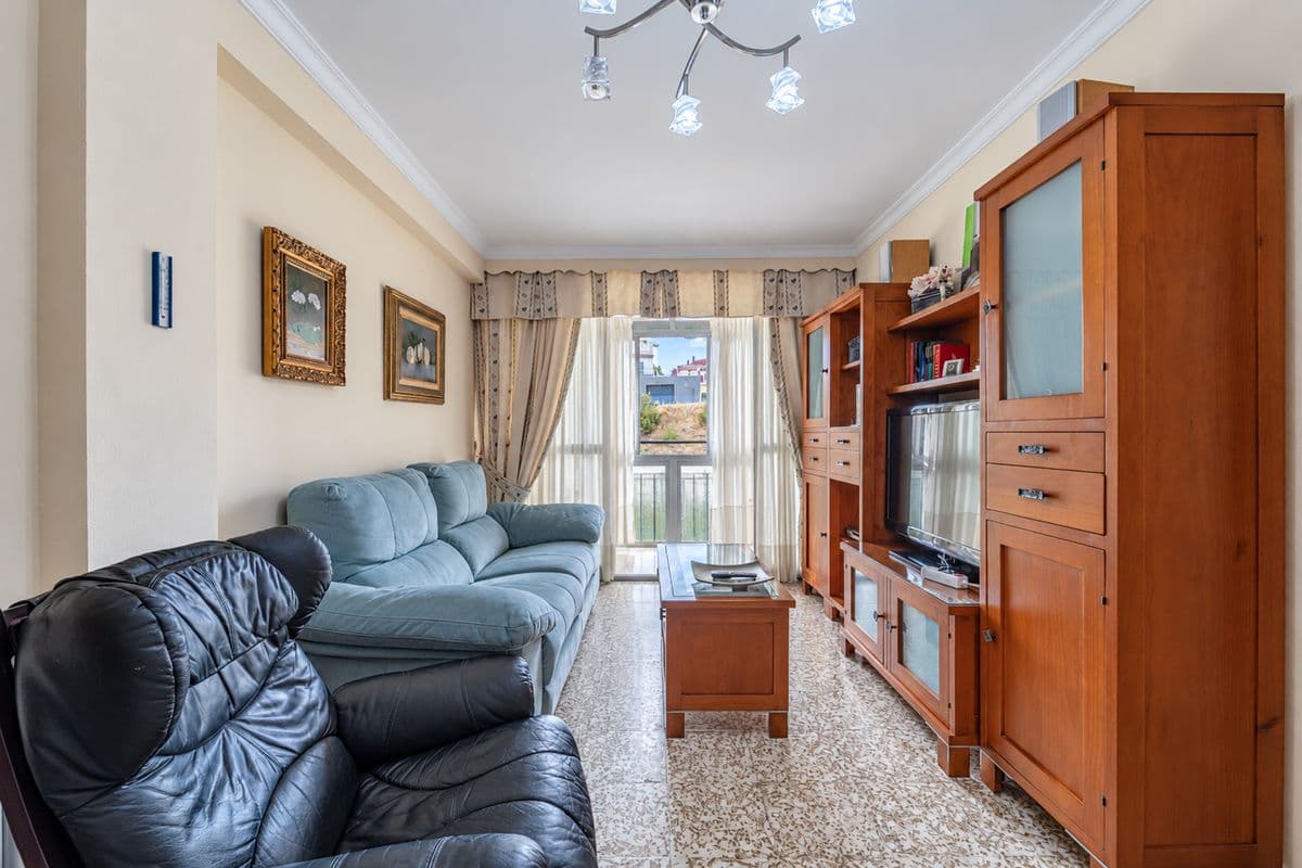 Piso en Venta en Calle Nalón - 2