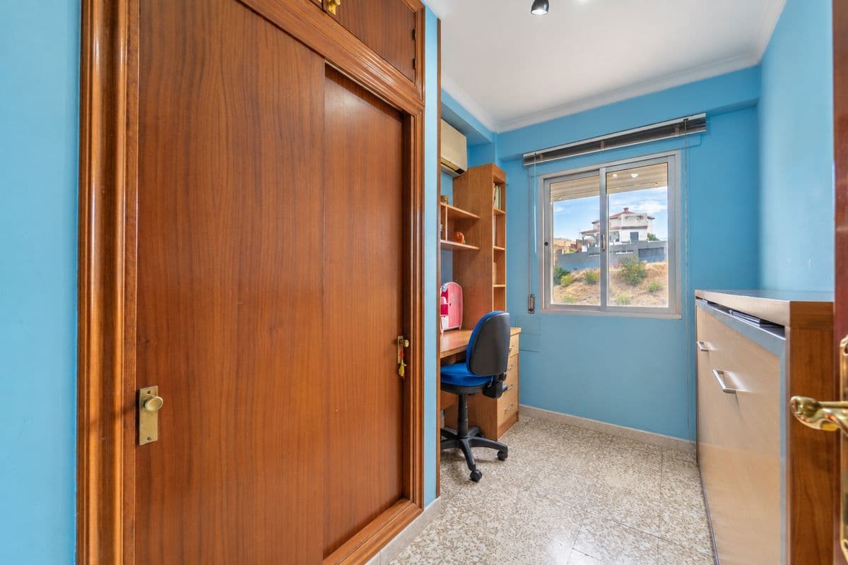 Piso en Venta en Calle Nalón - 22
