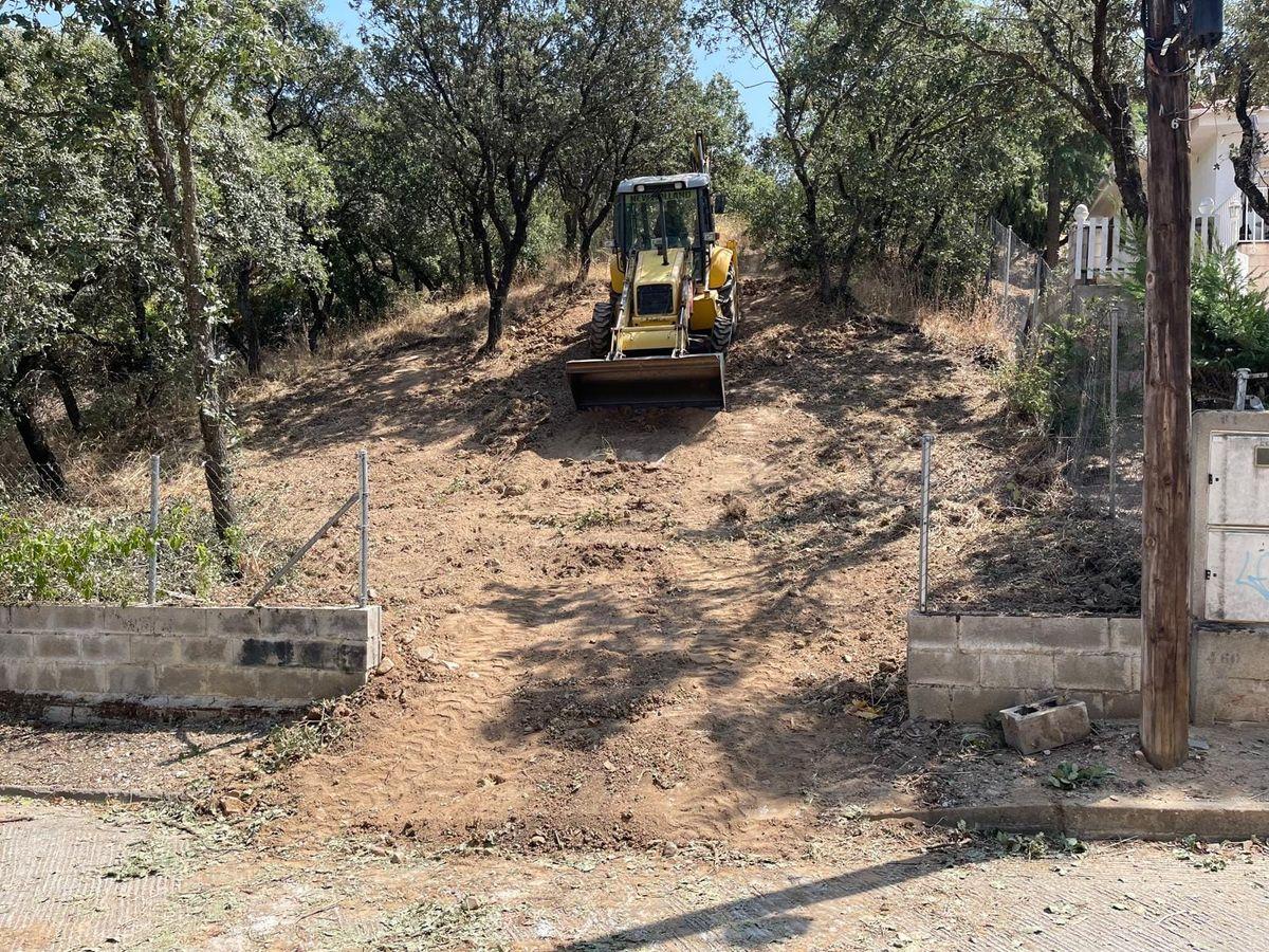 Terreno residencial en Venta en Calle el Pino - 5