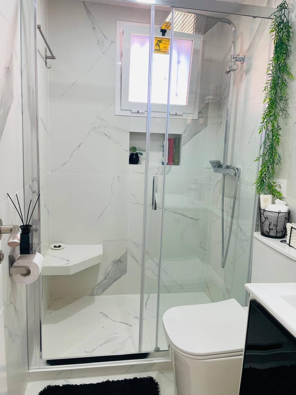 Piso en Venta en Calle de la Perla - 14