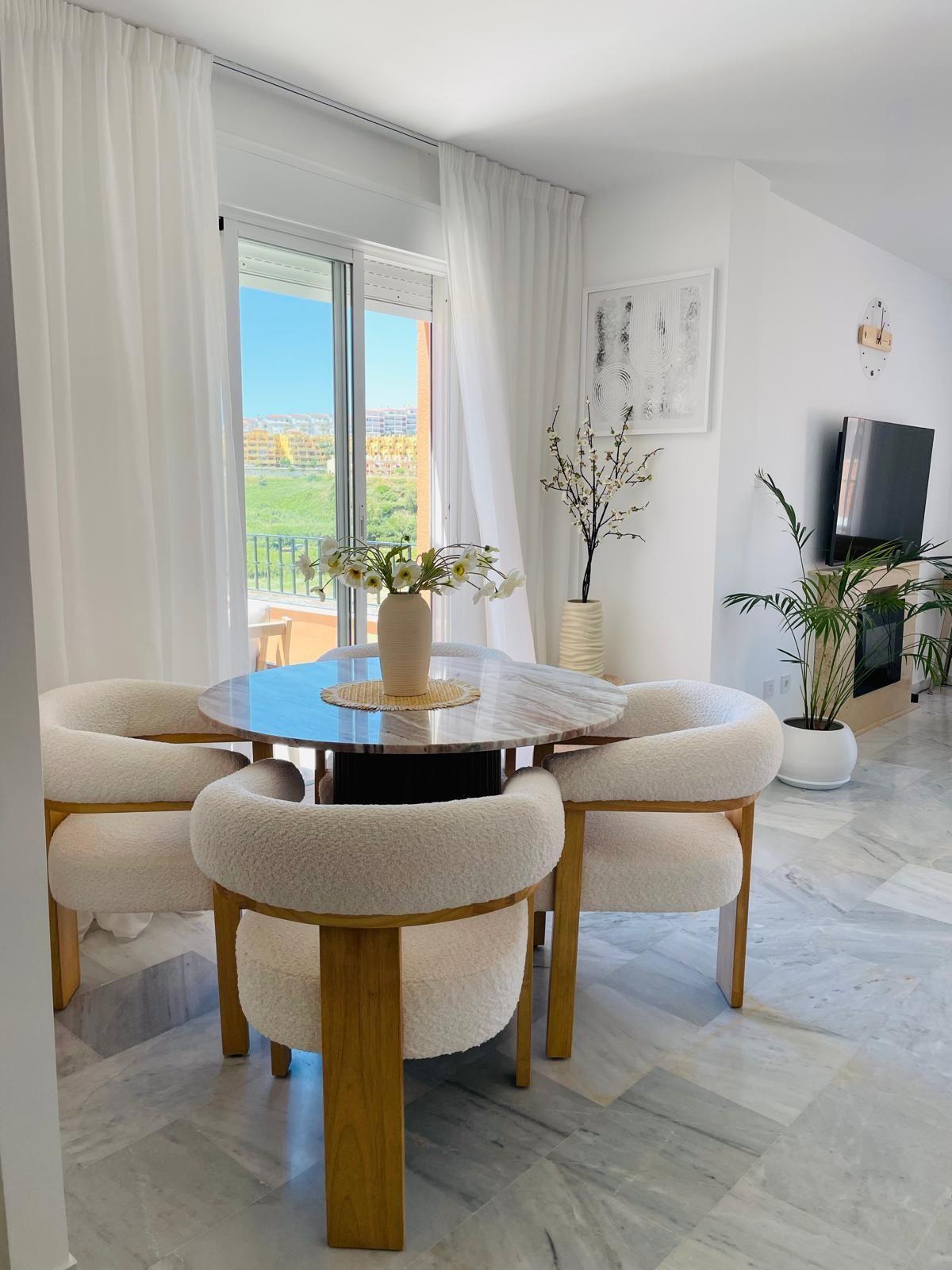 Piso en Venta en Calle de la Perla - 3