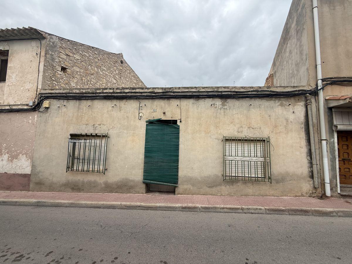 Chalet Pareado en Venta en Calle Virgen del Rosario - 1