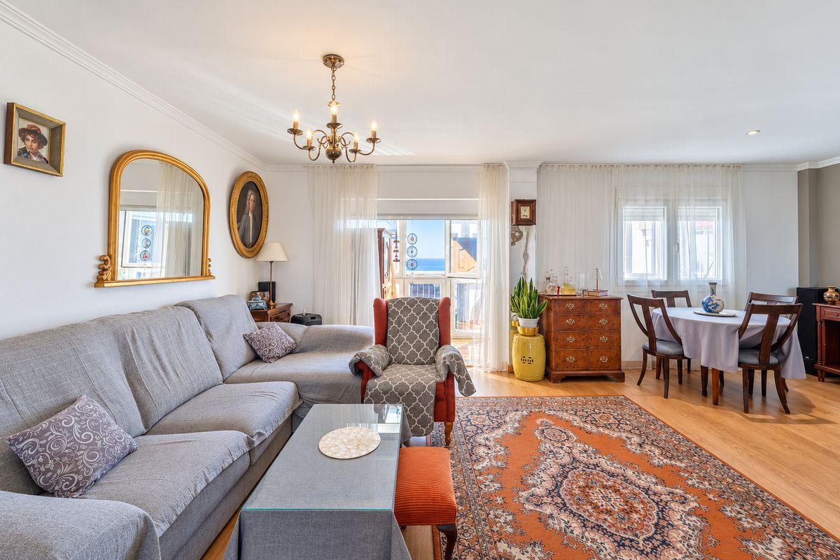Piso en Venta en Calle Escritor Adolfo Reyes - 5