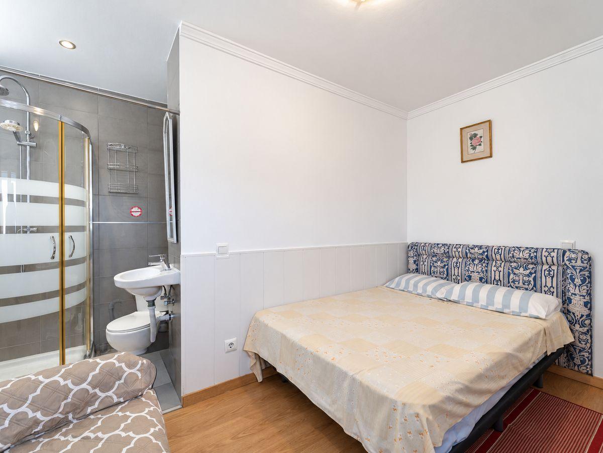 Piso en Venta en Calle Escritor Adolfo Reyes - 22