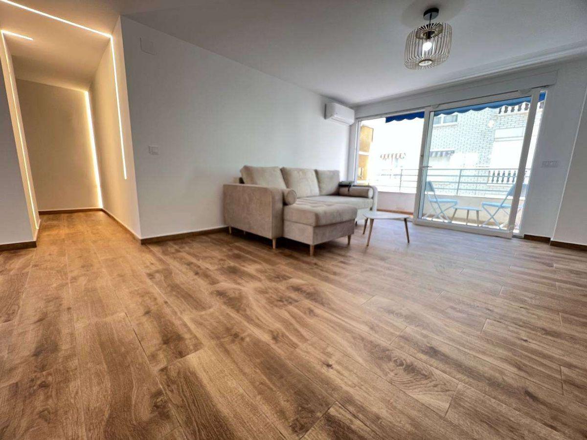 Piso en Venta en Calle Ramón Gallud - 6