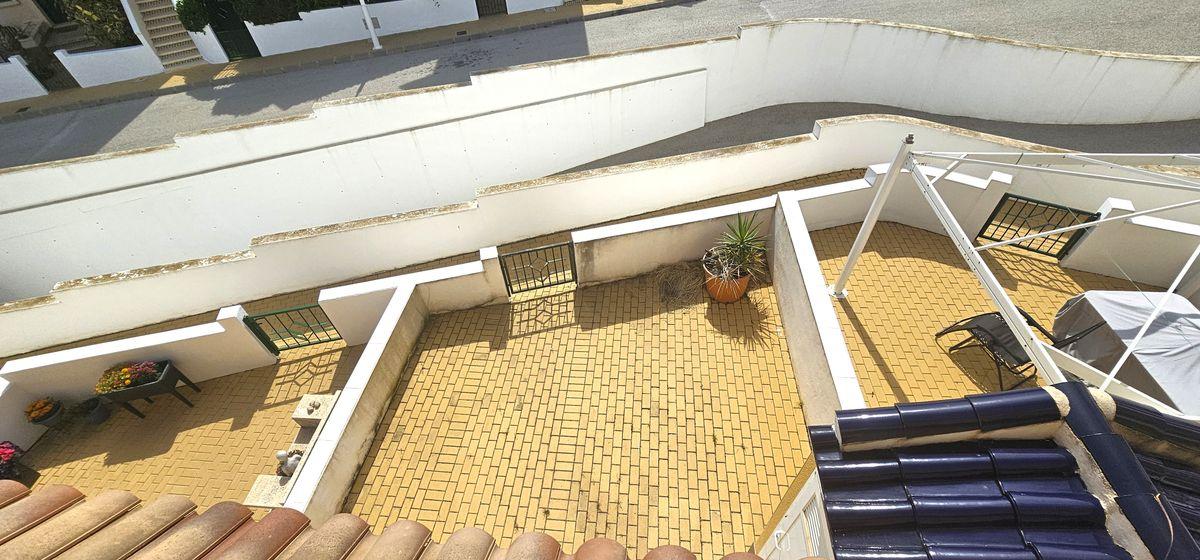Chalet adosado en Venta en Calle Gerona - 10