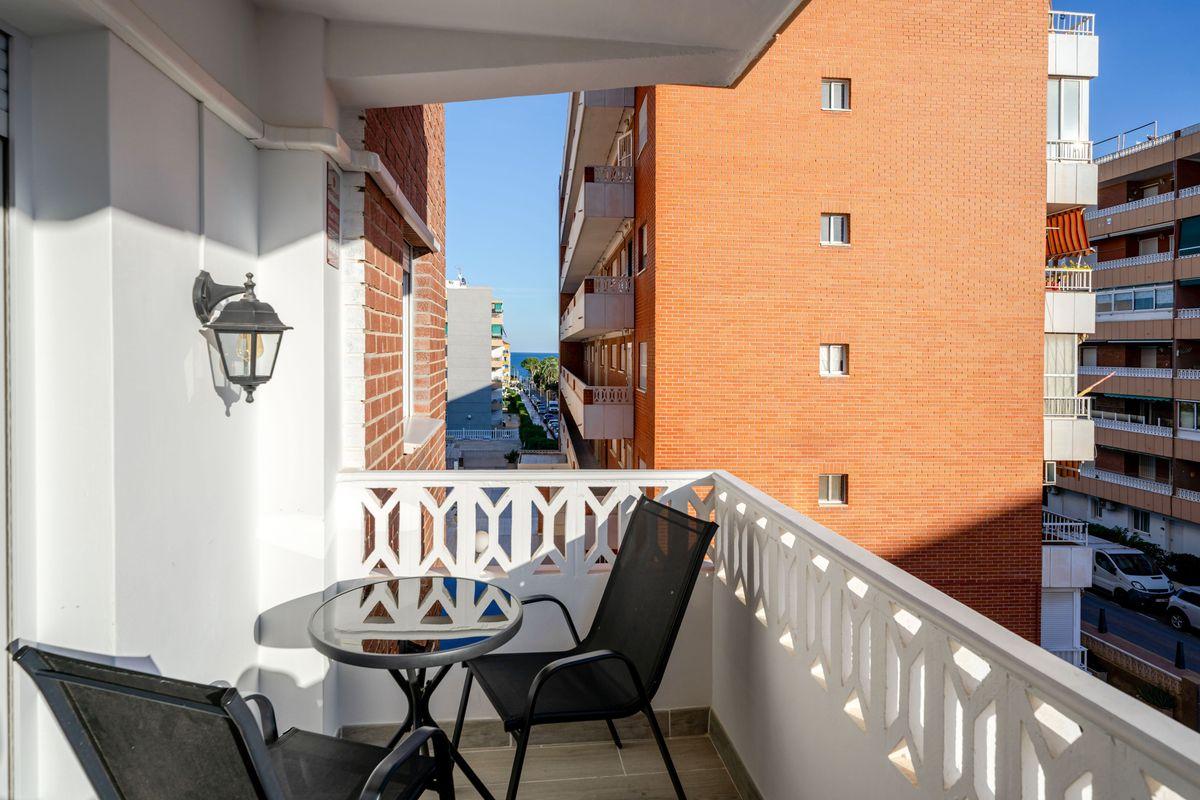 Piso en Venta en Calle Arrecife - 21