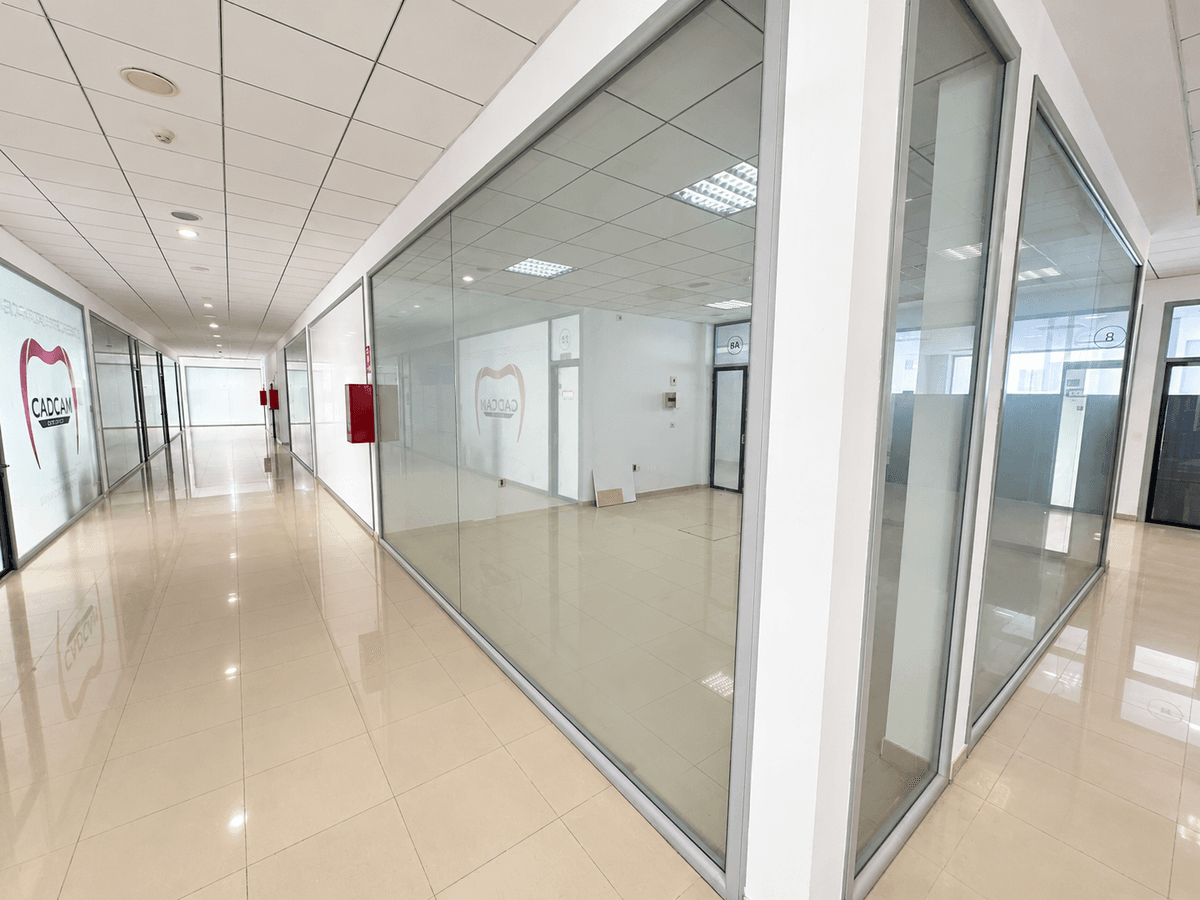 Oficina en Venta en Avenida Espartinas - 16