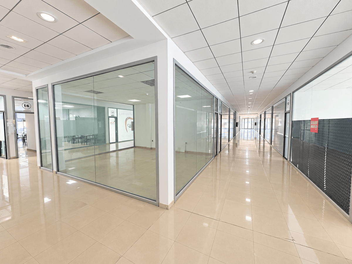 Oficina en Venta en Avenida Espartinas - 8