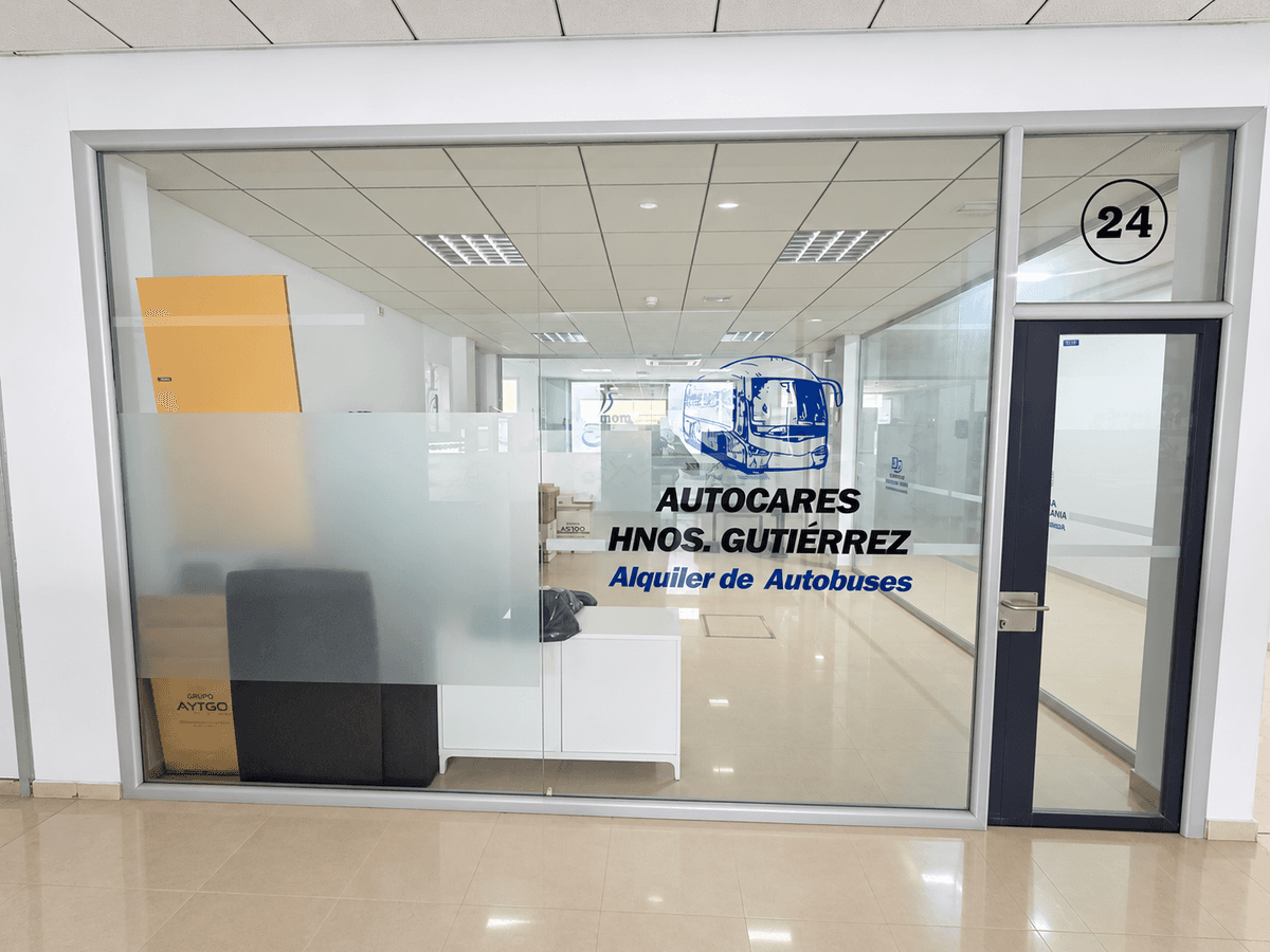 Oficina en Venta en Avenida Espartinas - 9