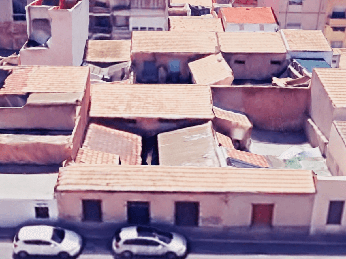 Terreno residencial en Venta en Calle Menéndez Pidal - 16