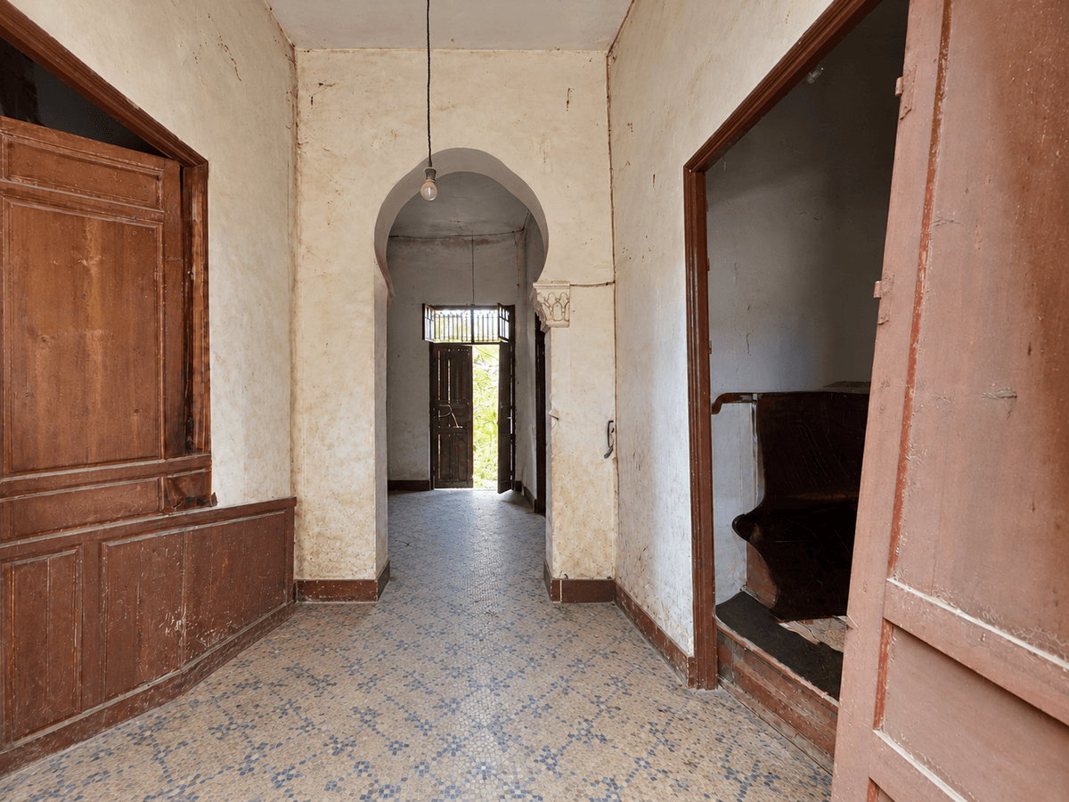 Terreno residencial en Venta en Calle Menéndez Pidal - 7