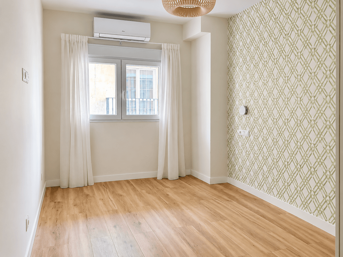 Piso en Venta en Calle San Juan de Letrán - 13