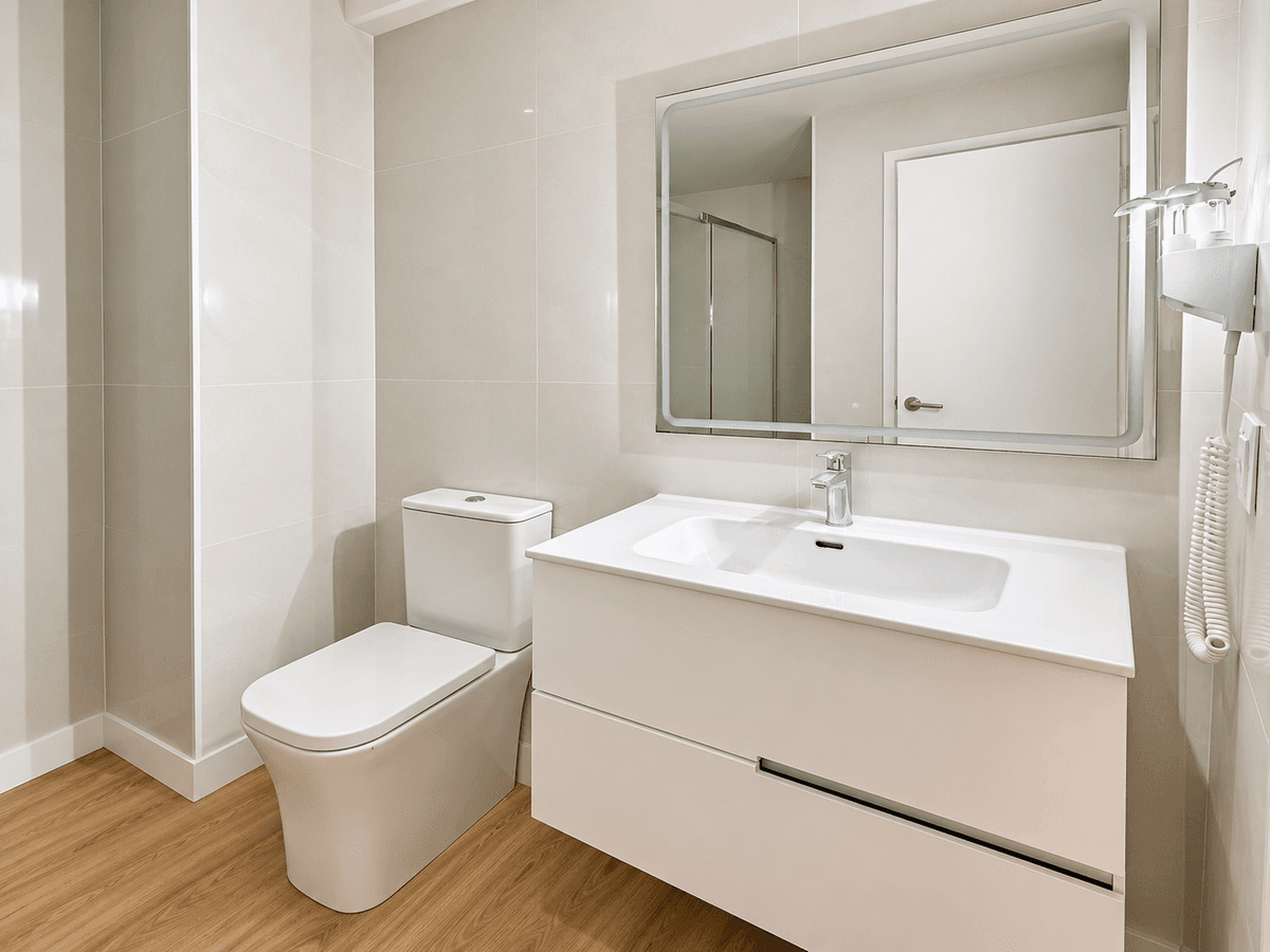 Piso en Venta en Calle San Juan de Letrán - 16