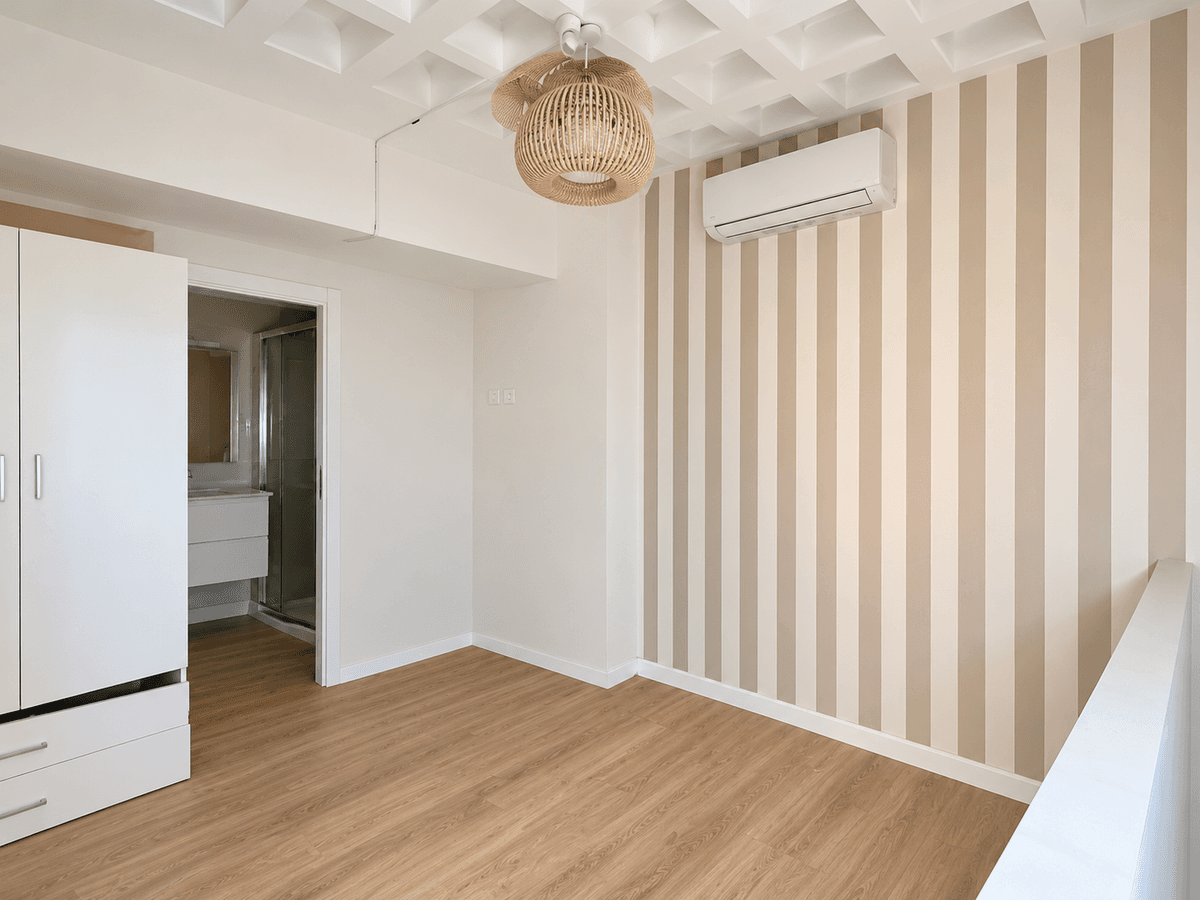 Piso en Venta en Calle San Juan de Letrán - 19