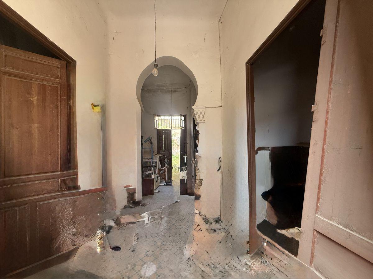 Terreno residencial en Venta en Calle Menéndez Pidal - 19