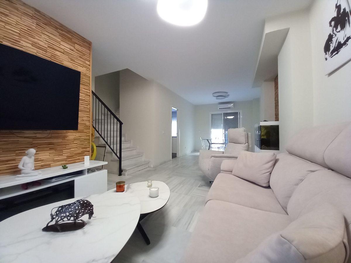 Chalet adosado en Venta en Calle Pesadores - 1