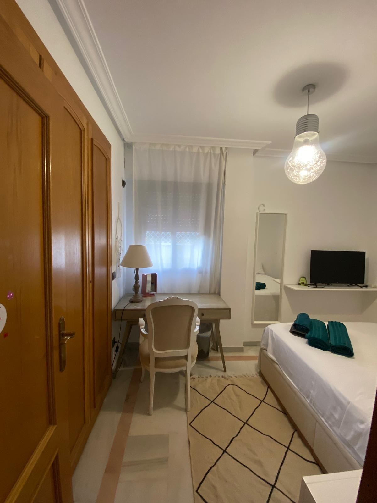 Piso en Alquiler en Calle Ramiro Campos Turmo - 16