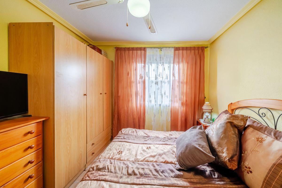 Piso en Venta en Calle Geógrafo Rey Pastor - 12