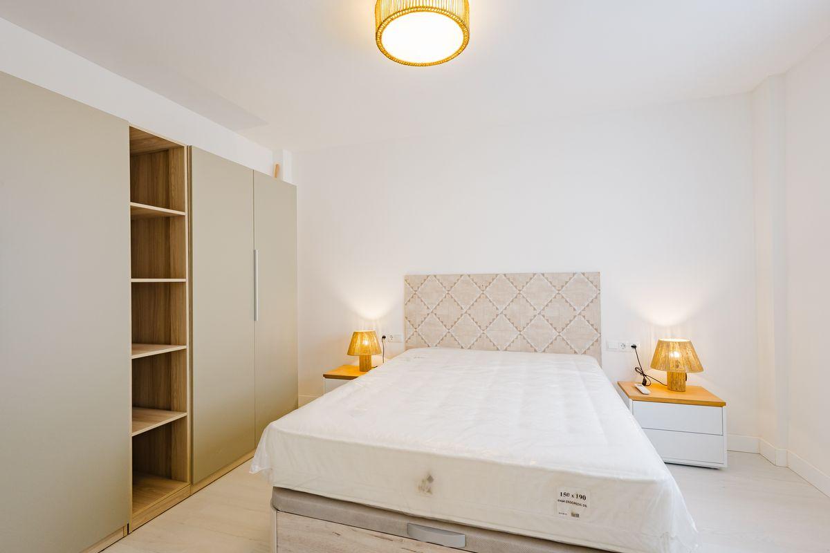 Piso en Venta en Calle Juan de Herrera - 28