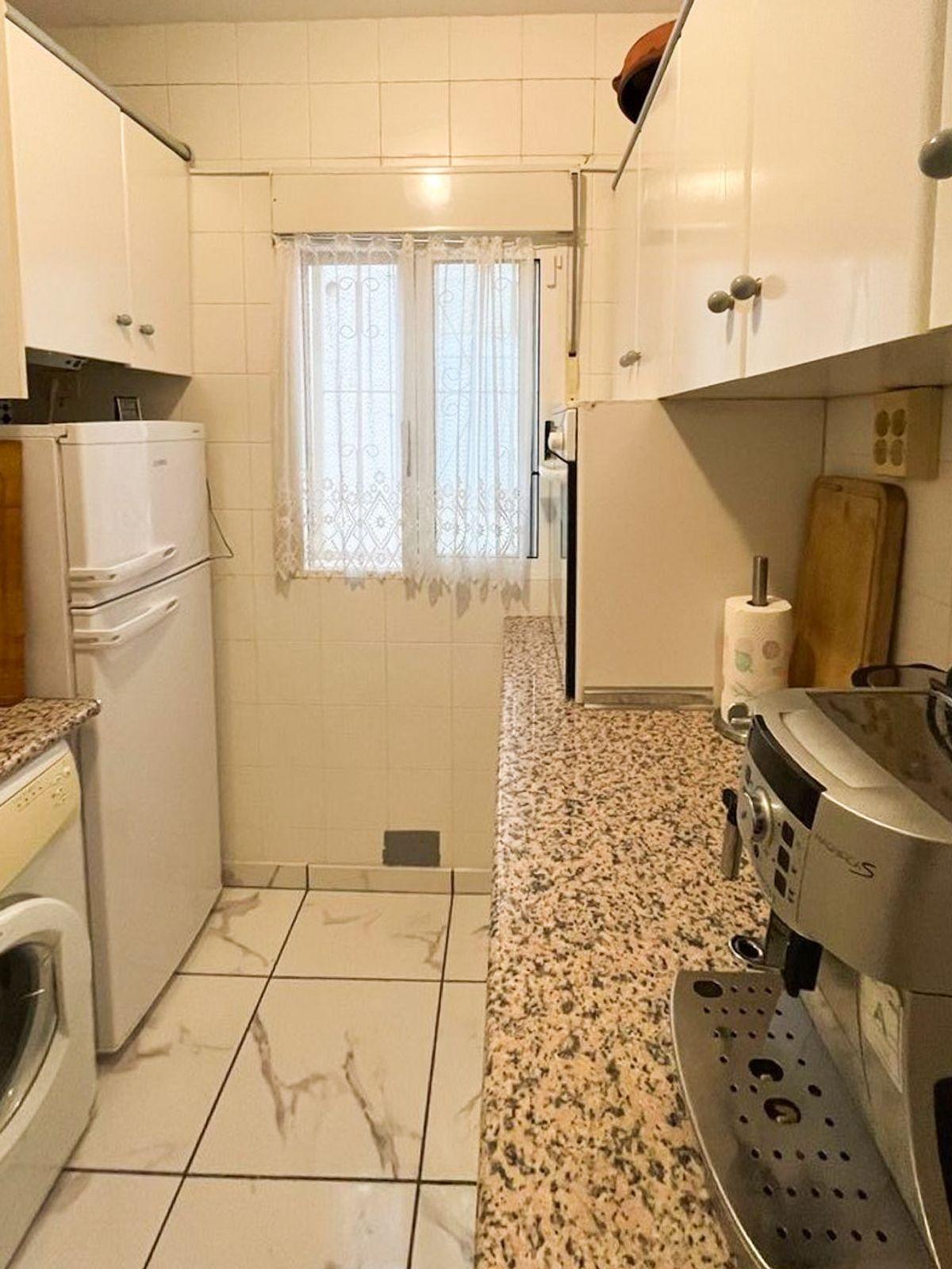 Chalet adosado en Alquiler en Calle Antonio Rodriguez Parodi - 11