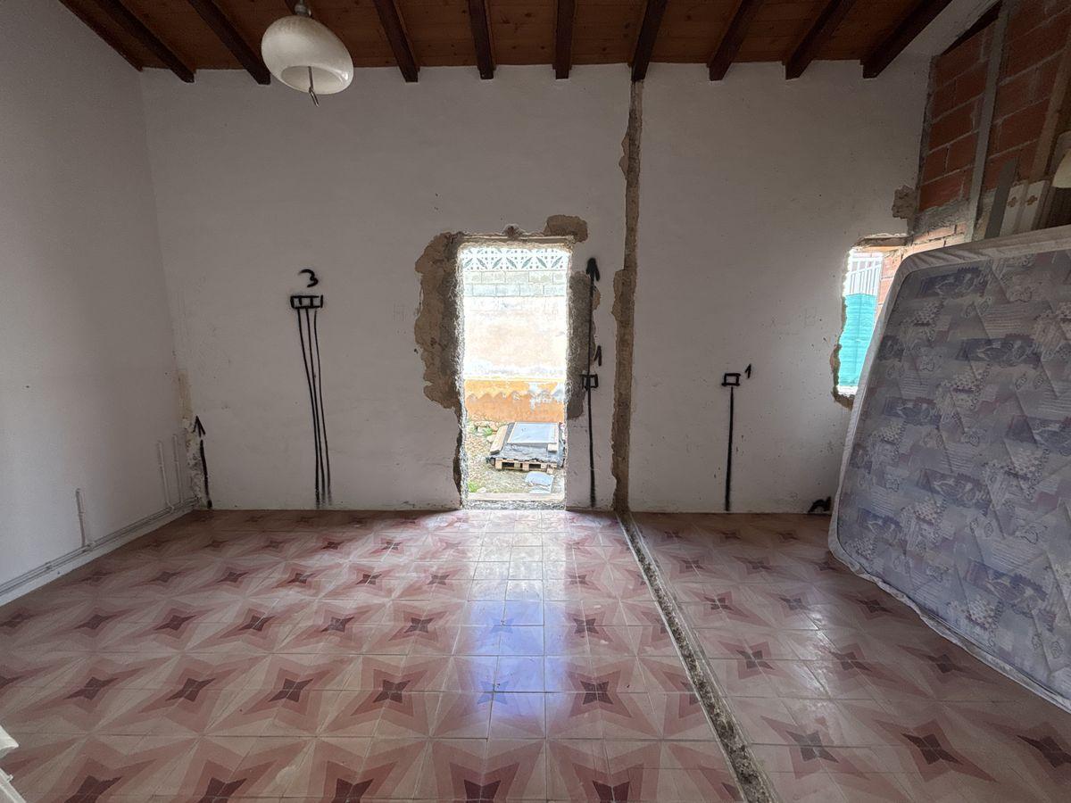 Chalet en Venta en Carrer Capità Guasch - 2