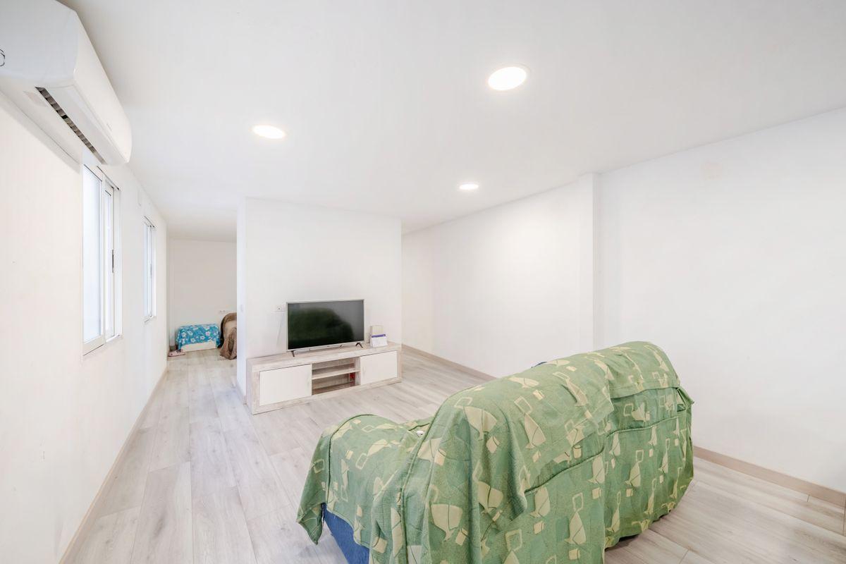 Piso en Venta en Carrer de Salelles - 23