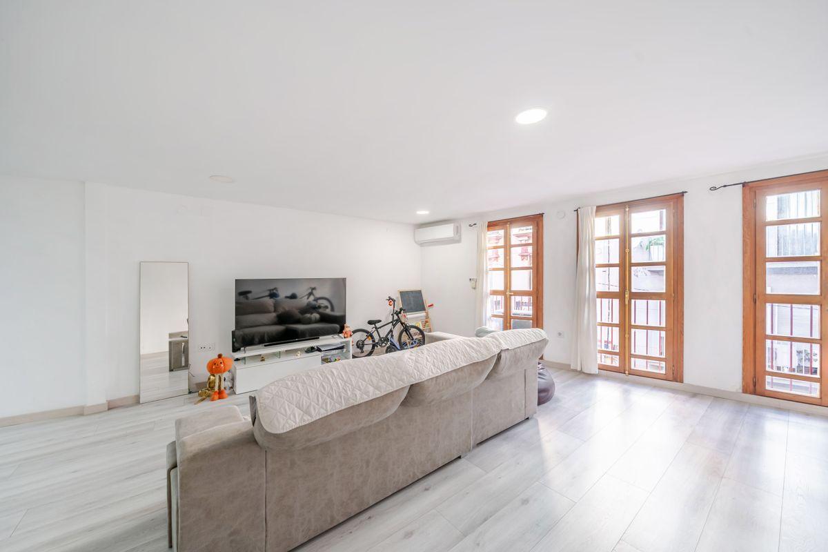 Piso en Venta en Carrer de Salelles - 5